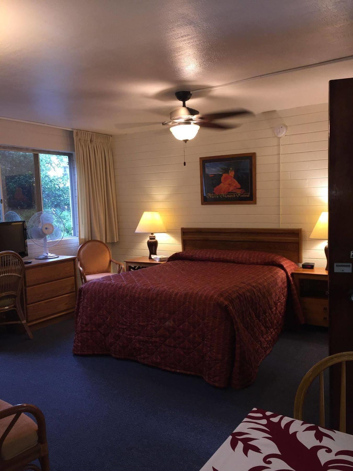 Dolphin Bay Hotel Hilo Dış mekan fotoğraf
