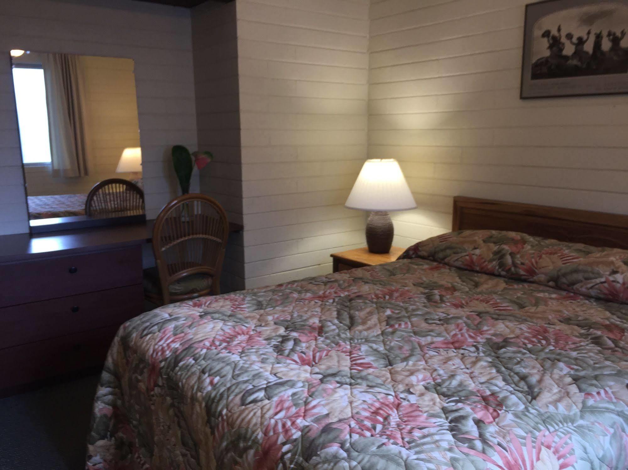 Dolphin Bay Hotel Hilo Dış mekan fotoğraf
