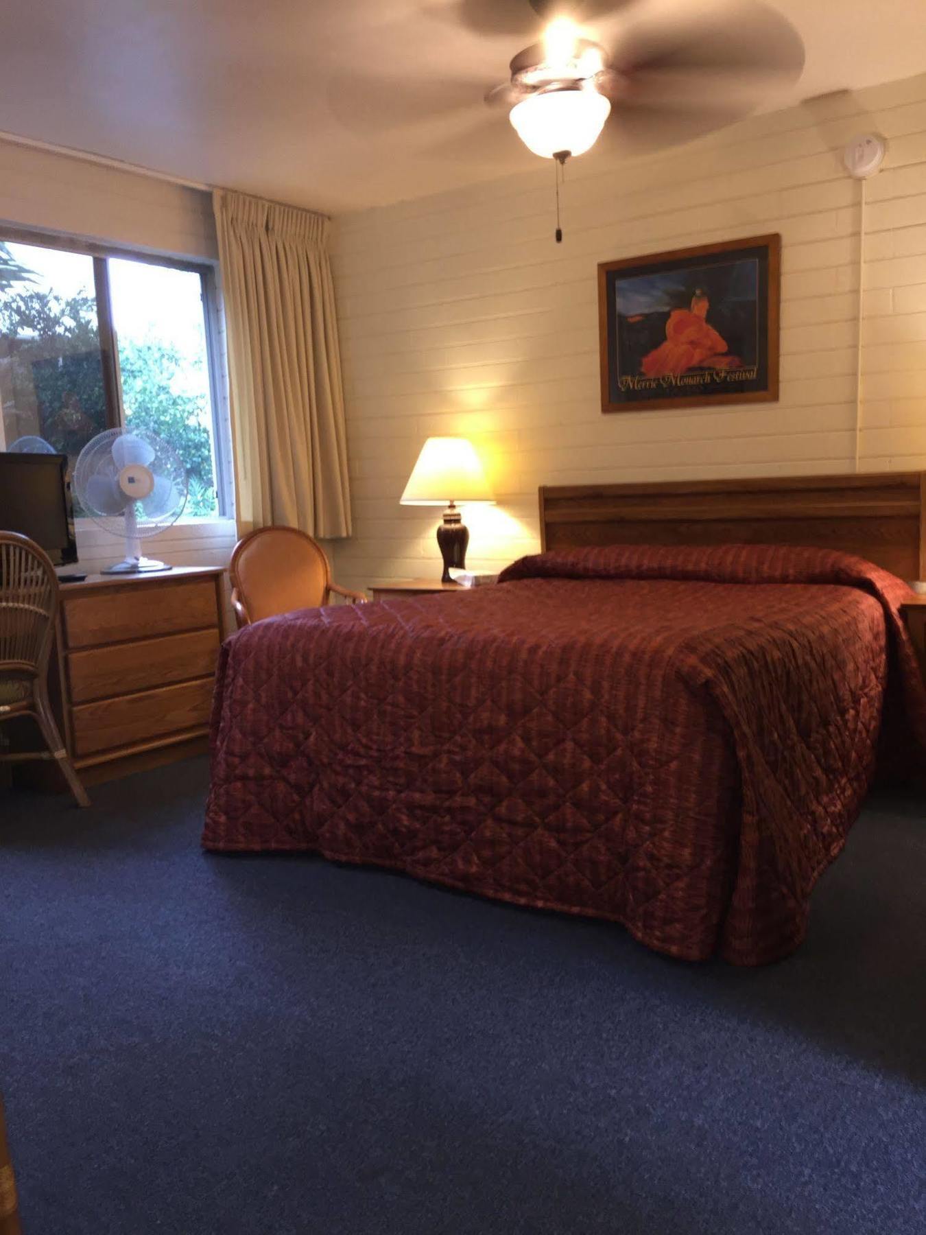 Dolphin Bay Hotel Hilo Dış mekan fotoğraf